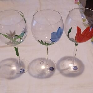 Hand-Painted Floral Wine Glass Set
